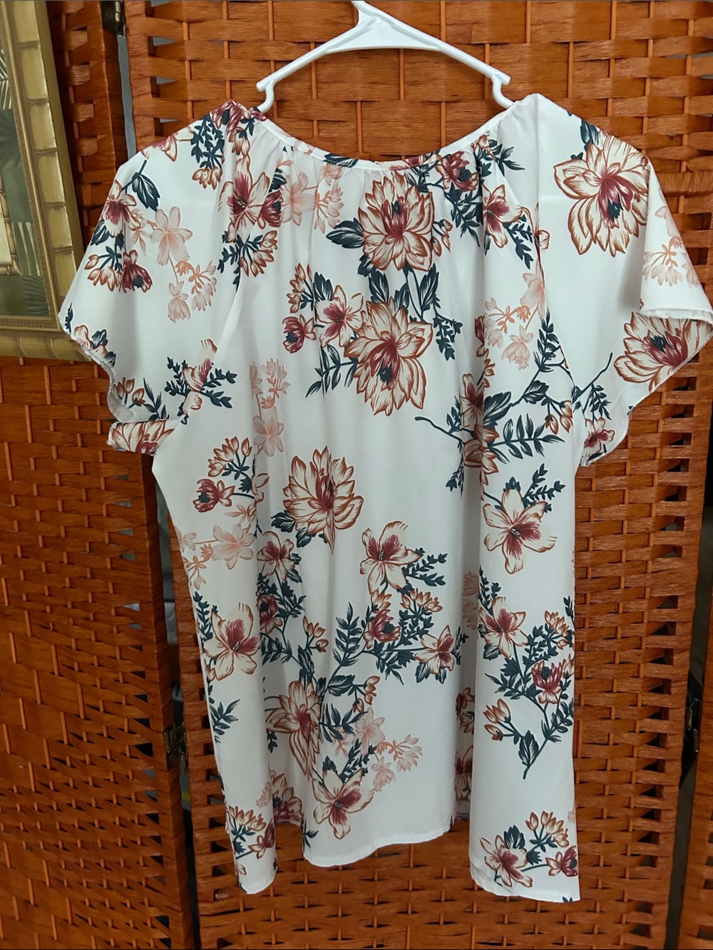 Beautiful polyester ✂️ - Picture 4 of 5
